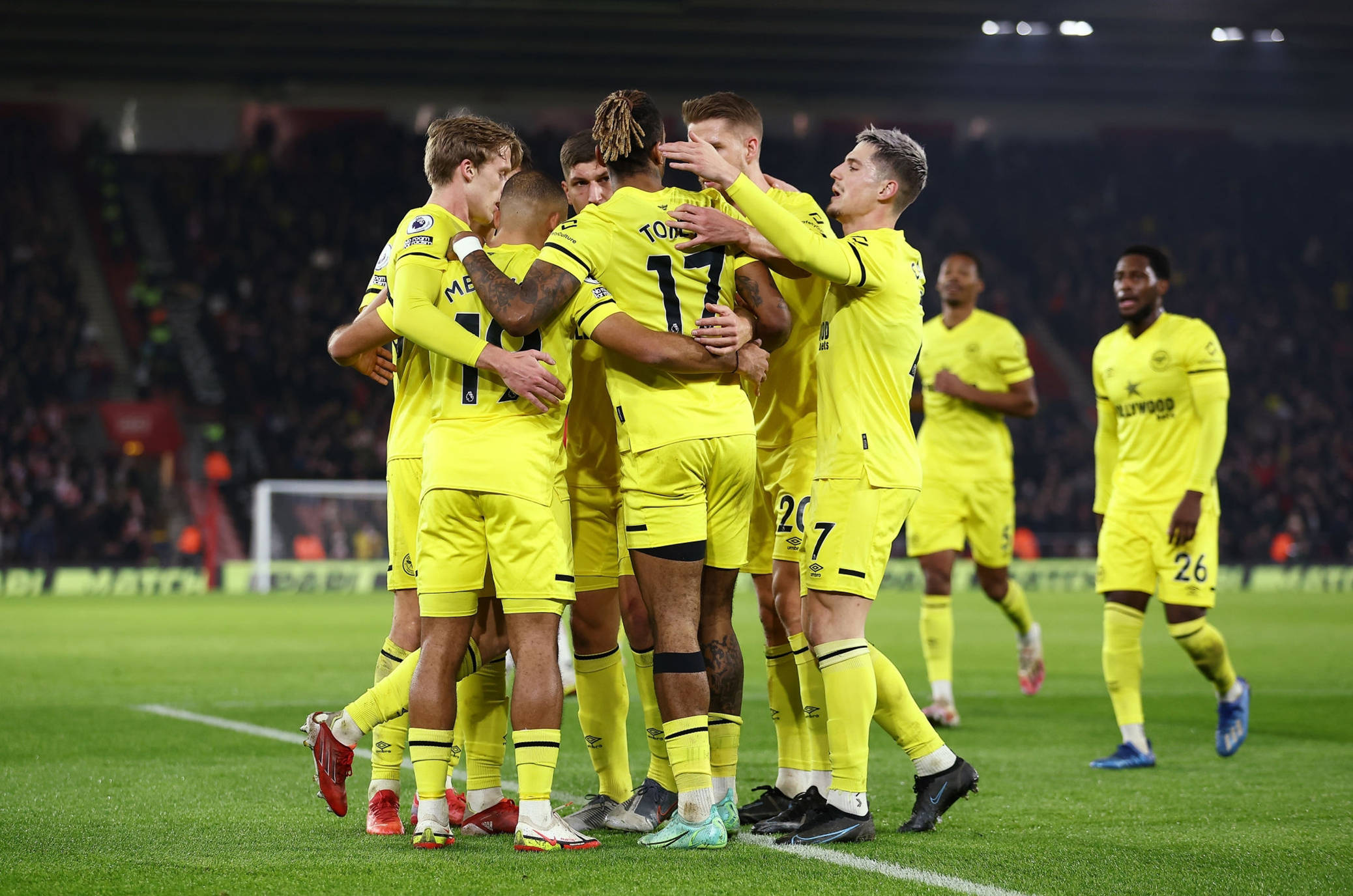 年轻球员夸 年轻球员夸