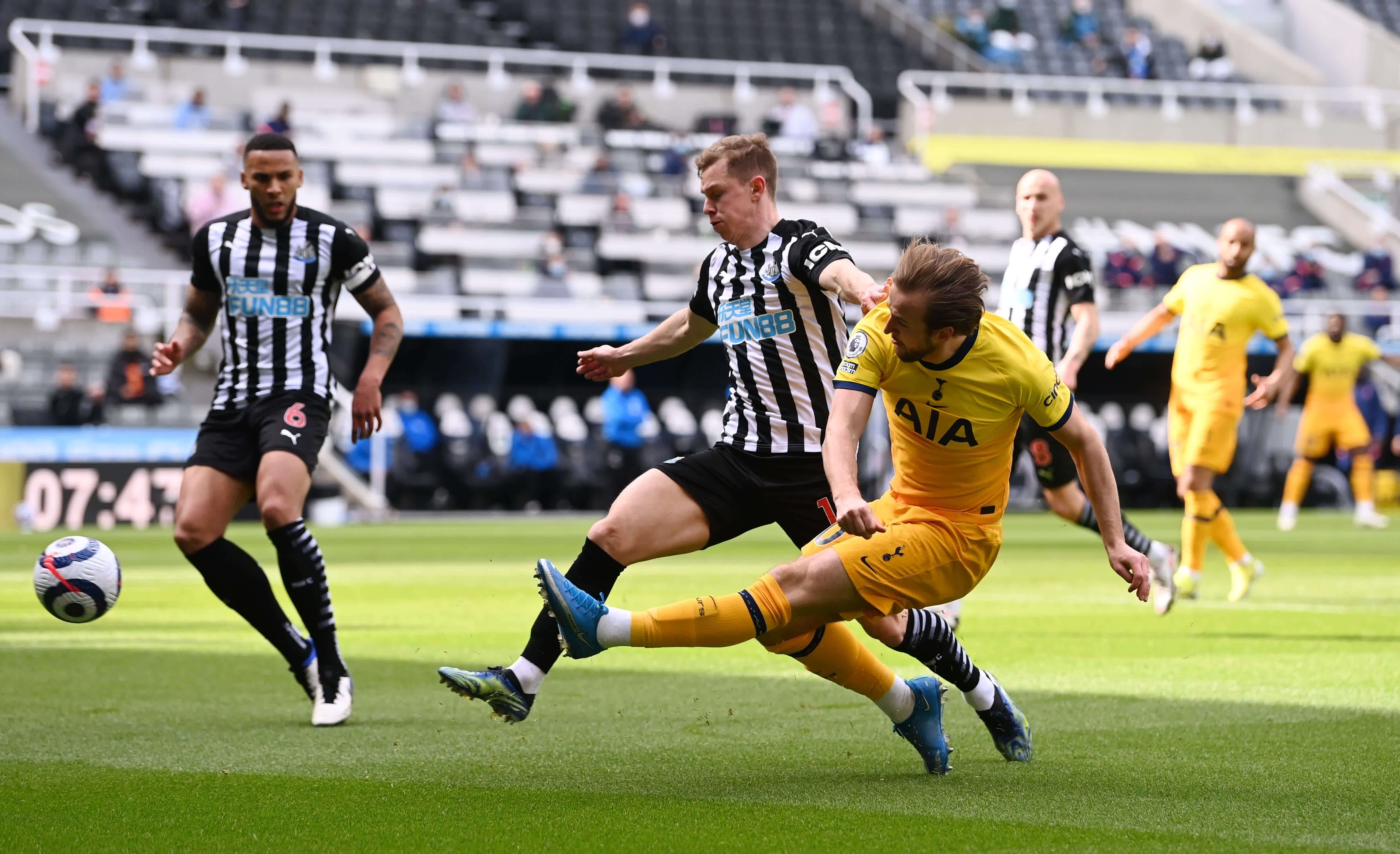 阿什拉夫回应强奸指控：真相终将大白于天下，我什么都没做.